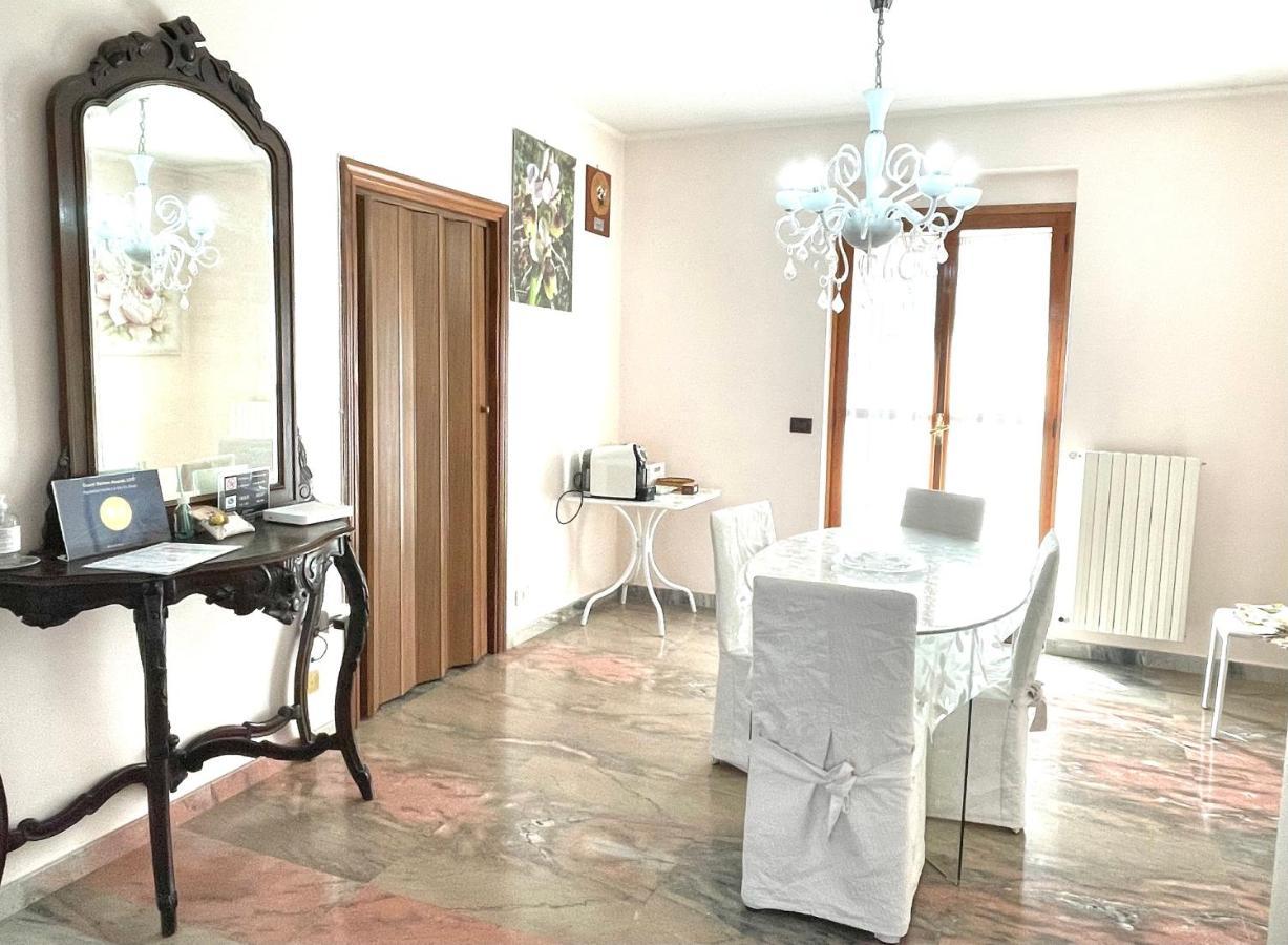 Apartmán La Vie En Rose Mattinata Exteriér fotografie